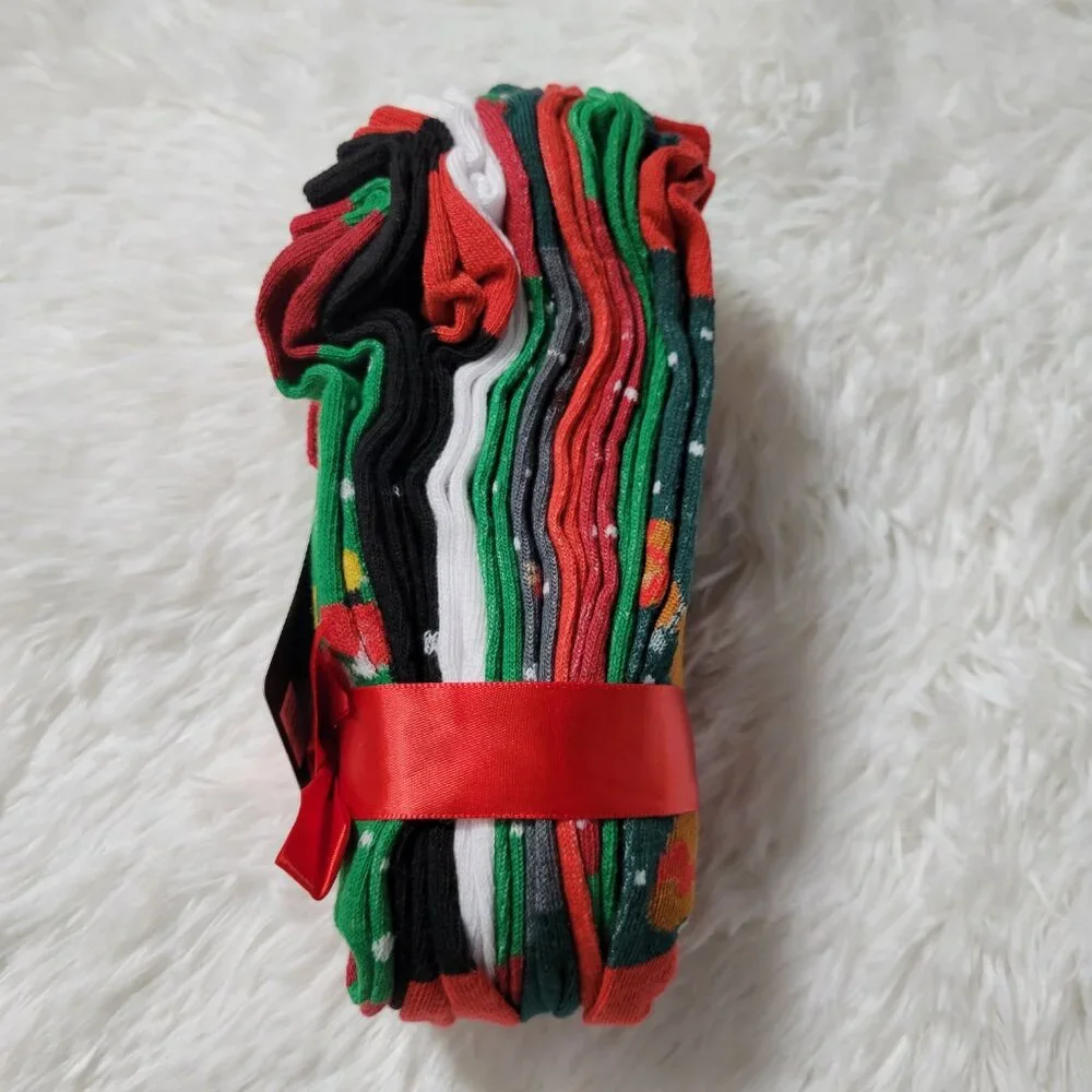 Sock Hub Holiday Angle Socks Set